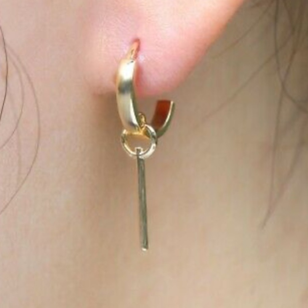 NEW 18k gold plated unique earrings